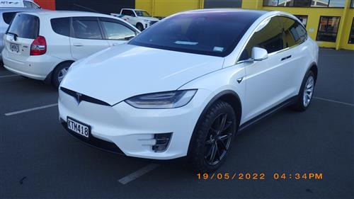 TESLA MODEL X SUV 2015-CURRENT